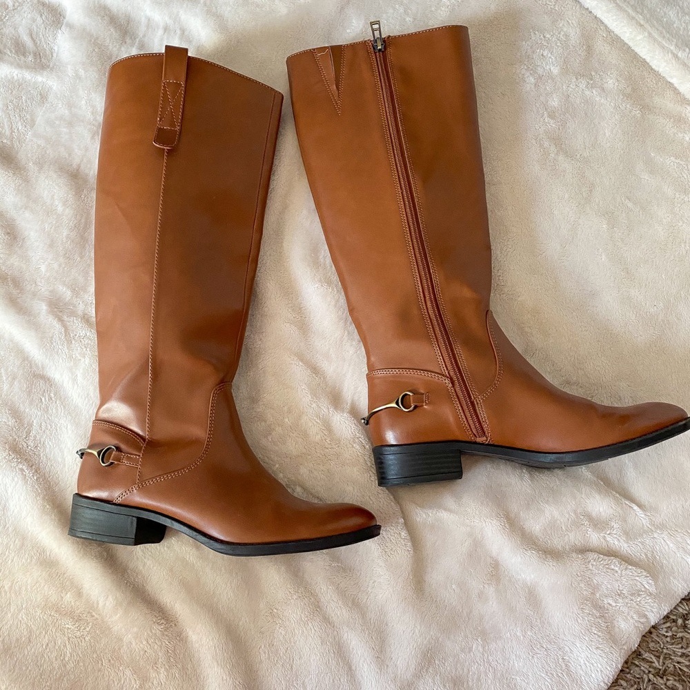 Sam & Libby riding boots!!